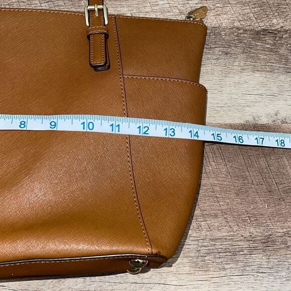 Michael Kors Womens Jet Set Zip Saffiano Leather Tote Shoulder Bag Brown Medium - Picture 10 of 12